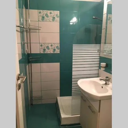 Irene - Cozy House- 2 Bucharest