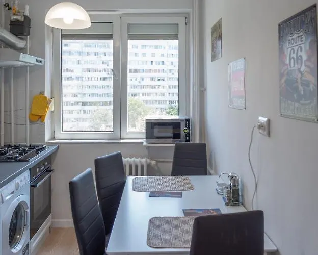 Irene - Cozy House- 2 Apartment Bukarest