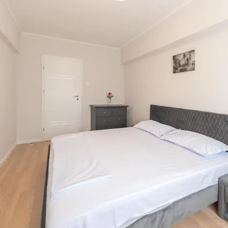 Irene - Cozy House- 2